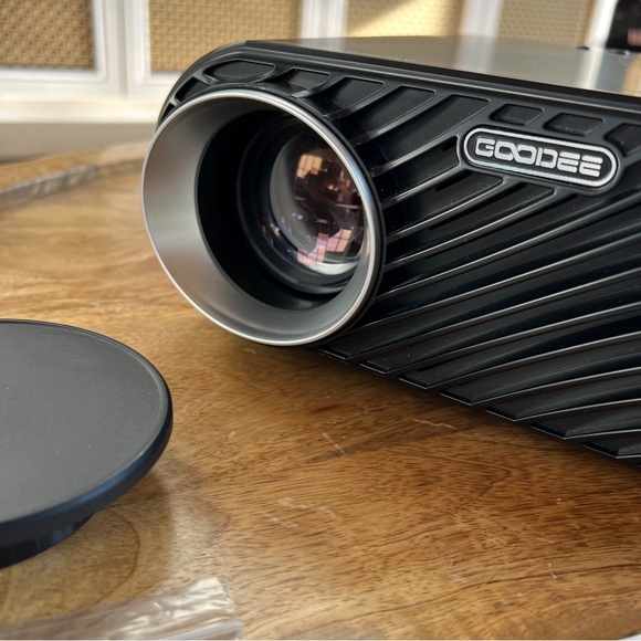 GooDee 3600 Lumens HD Video Projector 180" LCD Movie Projector - Picture 8 of 14